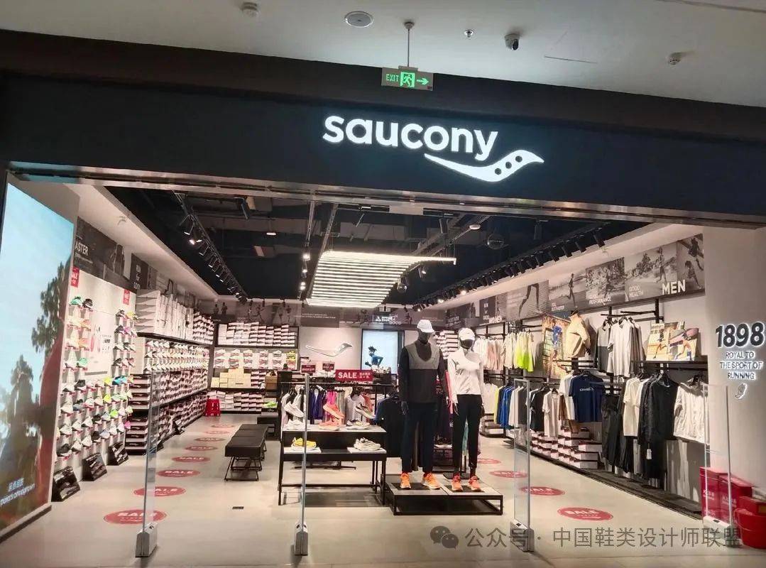 市场的质量与科技竞争新利体育app跑鞋(图7)