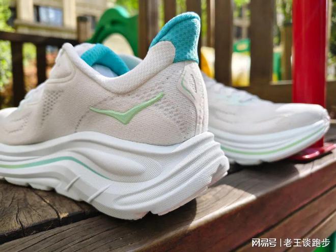 10：恰到好处的卓越跑鞋HOKA CLI